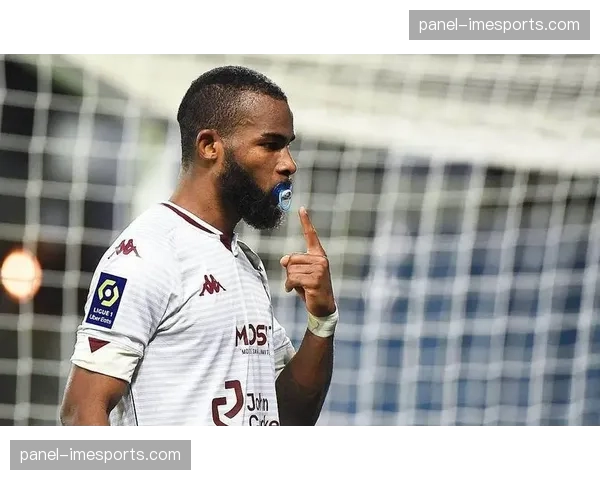 从兼职电工到法甲首发：勒阿弗尔前锋的非凡一周