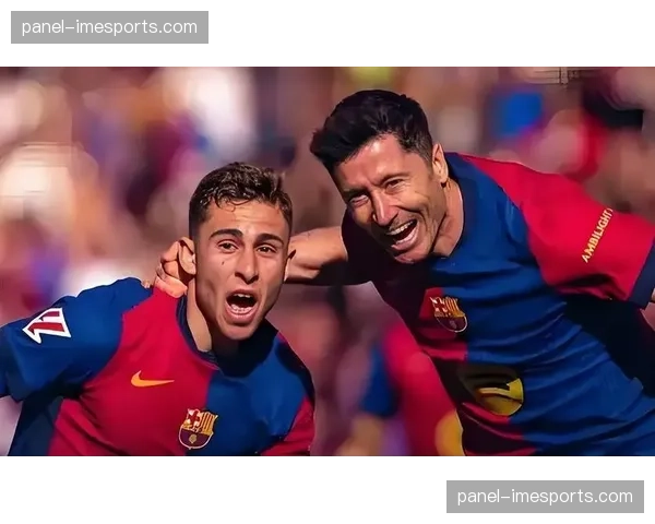 西甲第30轮：巴塞罗那3-0完胜皇家社会，亚马尔传射建功